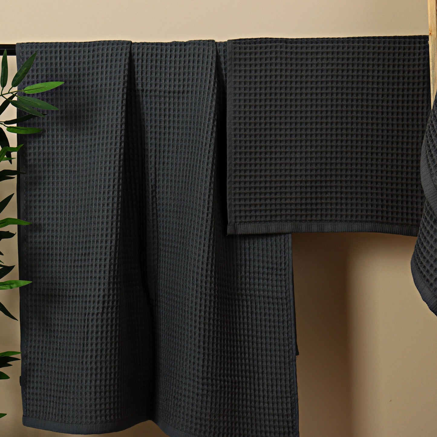 Anthracite Waffle Weave Towels Sets - 2 Bath, 2 Hand Towels