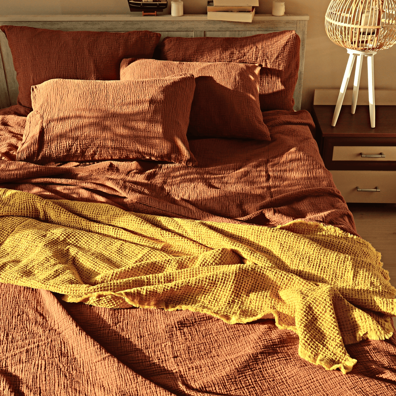 Luxury Muslin Duvet Cover Sets, Throws, Blankets, Waffle Pillowcases Color Rust Banner