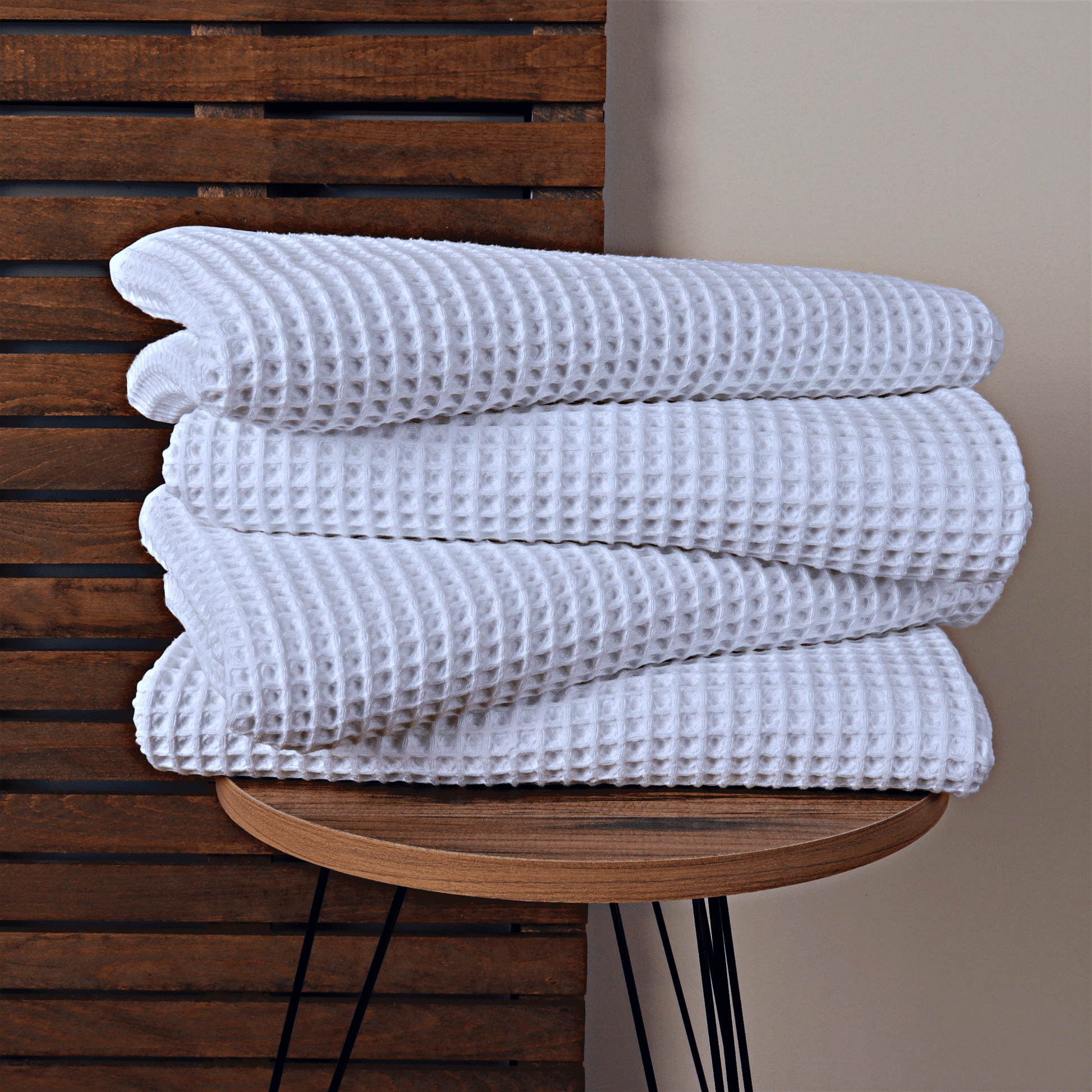 2 Pack Waffle Weave Bath Towels - Soleia Collection – Great Bay Home